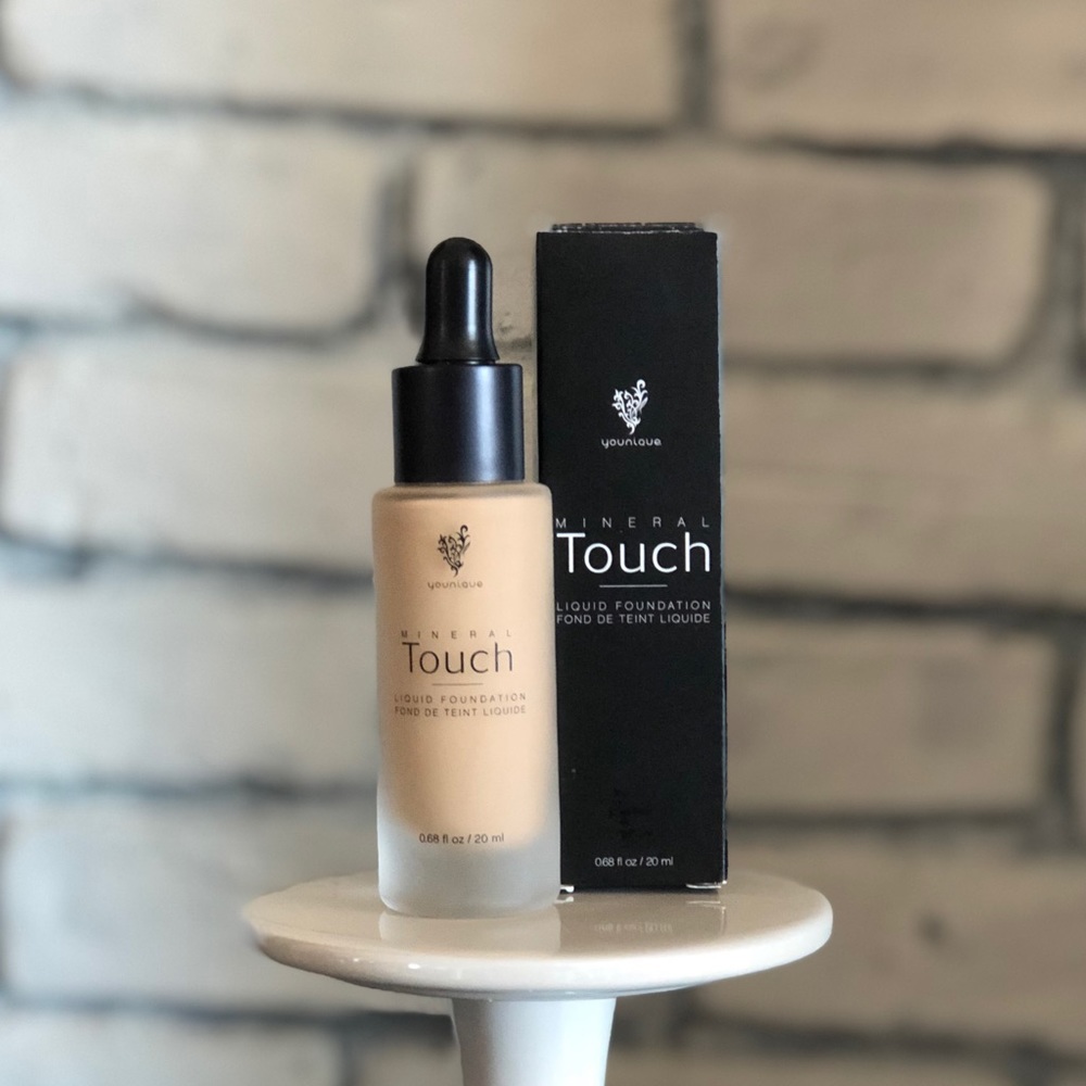 Younique Mineral Touch Liquid Foundation VELOUR